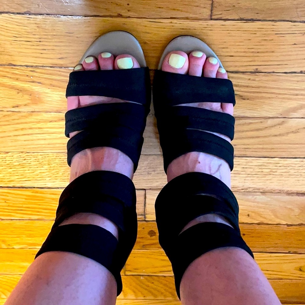 Donald J Pliner heels size 10